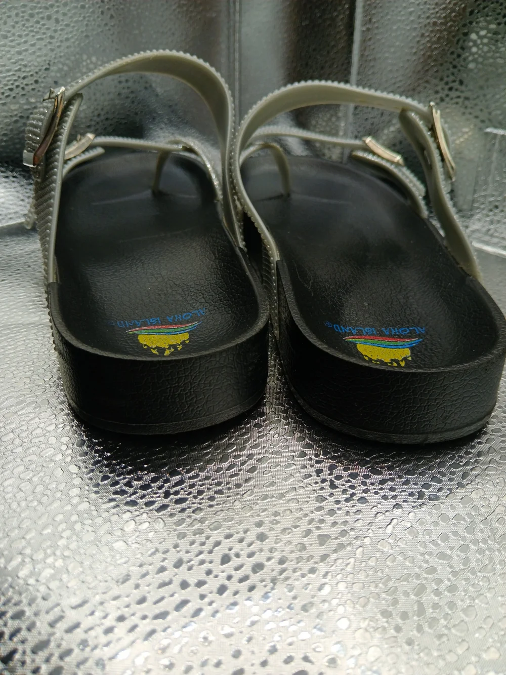 Aloha Island Sparkly Silver Slide Sandals Women's Size 8